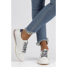 Skórzane półbuty Filippo DP3509/22 Wh białe 2