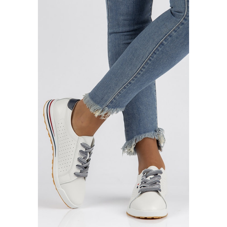 Skórzane półbuty Filippo DP3509/22 Wh białe 2