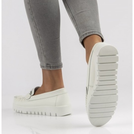 Skórzane mokasyny Filippo DP3334/22 Wh białe 1