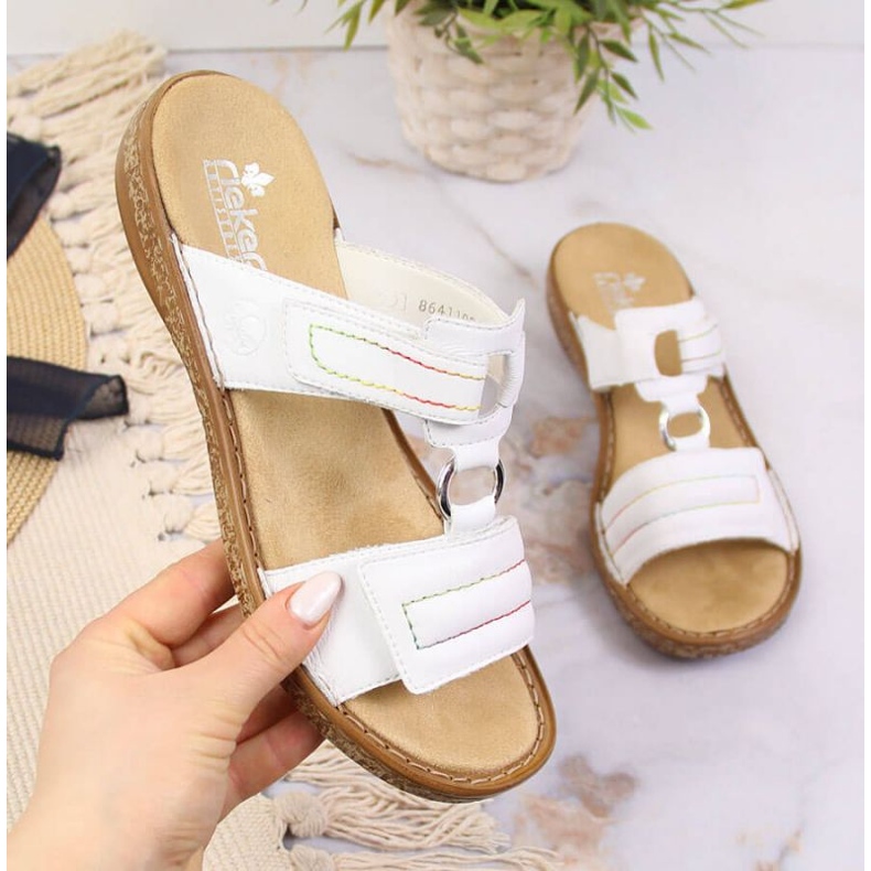 Klapki skórzane na rzep Rieker W RKR511 białe 1