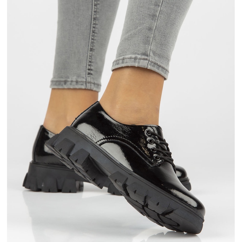 Skórzane półbuty Filippo DP3153/22 Bk czarne 1