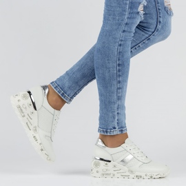 Skórzane Sneakersy Filippo DP3550/22 Wh białe 2