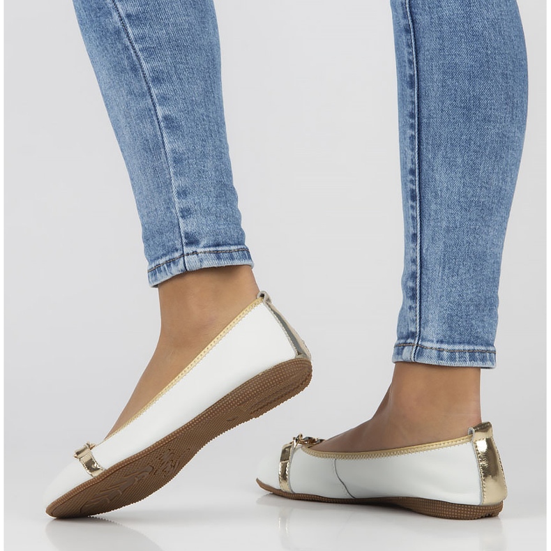 Skórzane baleriny Filippo DP3709/22 Wh białe 2