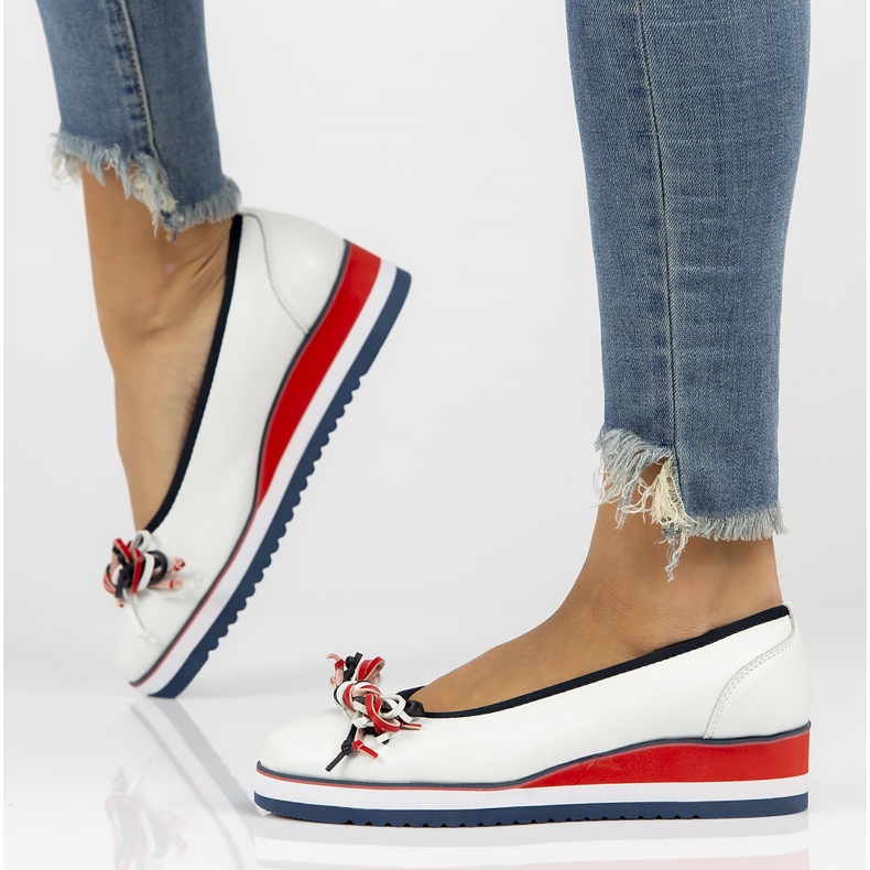 Skórzane baleriny Filippo DP2159/22 Wh białe 1