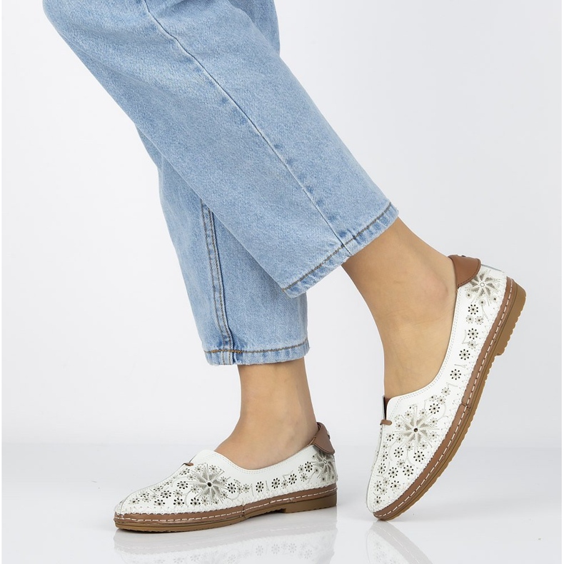 Skórzane półbuty Filippo DP1224/20 Wh białe 1