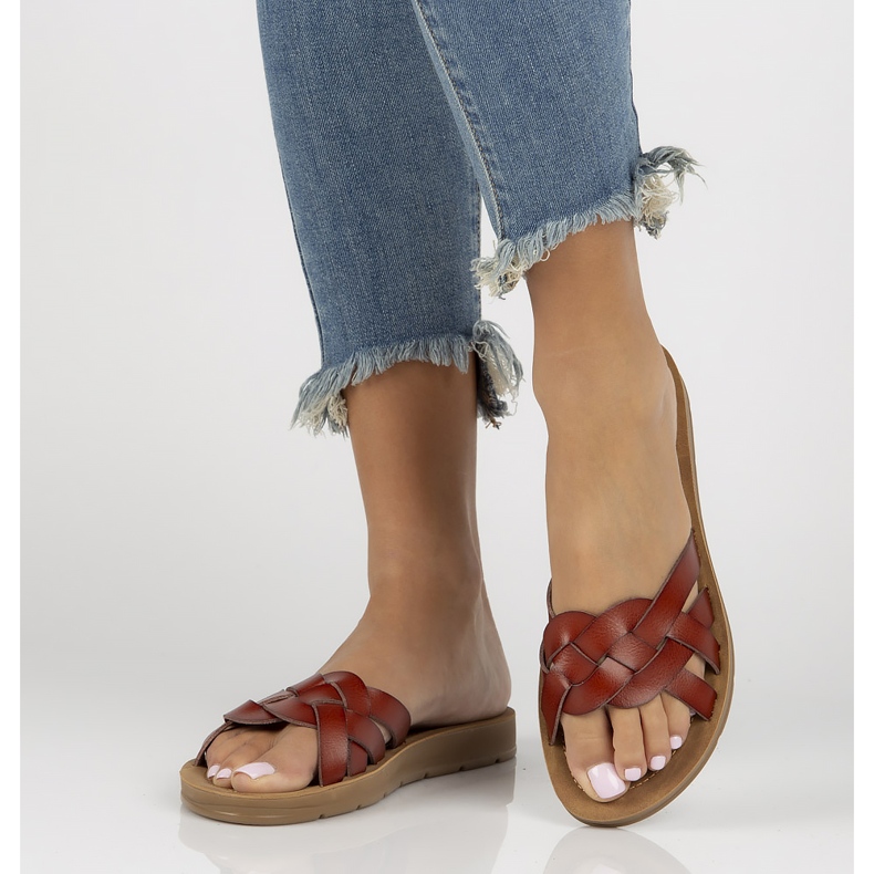 Klapki Filippo DK3610/22 Br brązowe 1