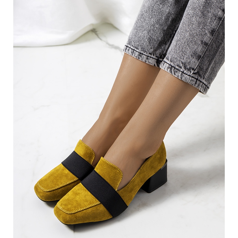 Żółte półbuty na słupku Arden czarne 1