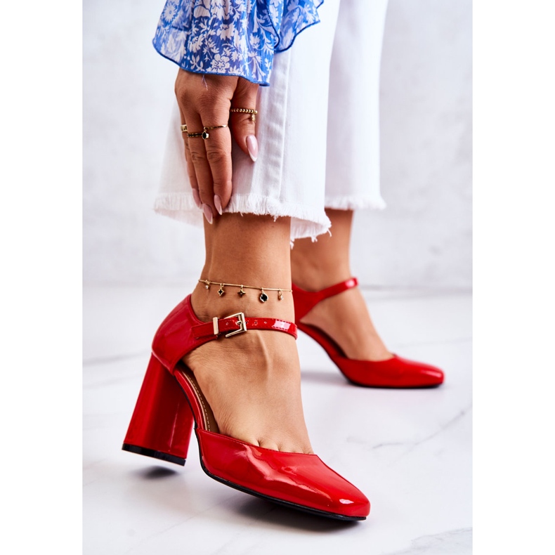 PG1 Modne Lakierowane Czółenka Na Słupku Czerwone Maoris 1