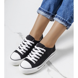 Czarne trampki na platformie Wessel 2