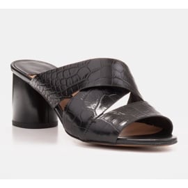 Marco Shoes Skórzane klapki damskie ze skóry w pocięte pasy czarne 2