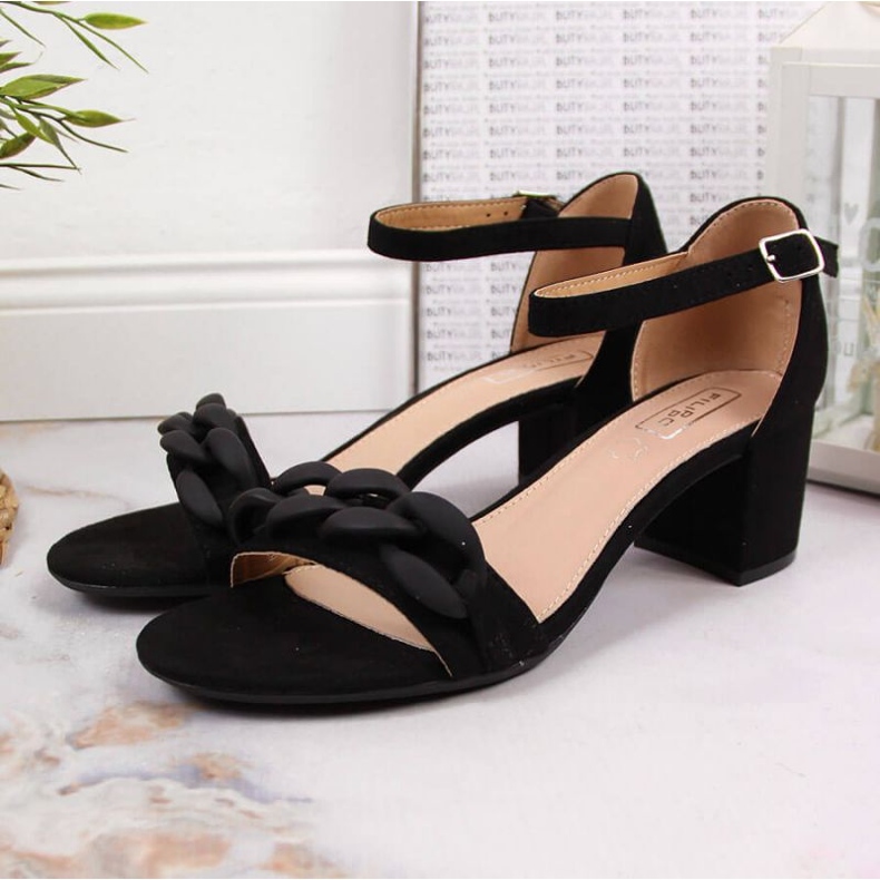 Sandały na słupku z łańcuchem czarne W Filippo 2