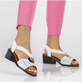 Skórzane sandały Filippo DS2308/22 Wh białe 1