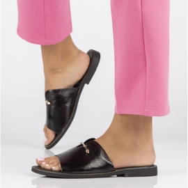 Klapki Filippo DK3700/22 Bk czarne 1