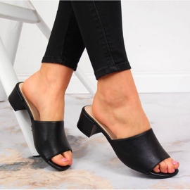 Klapki na klocku Sergio Leone W SK375A czarne 2