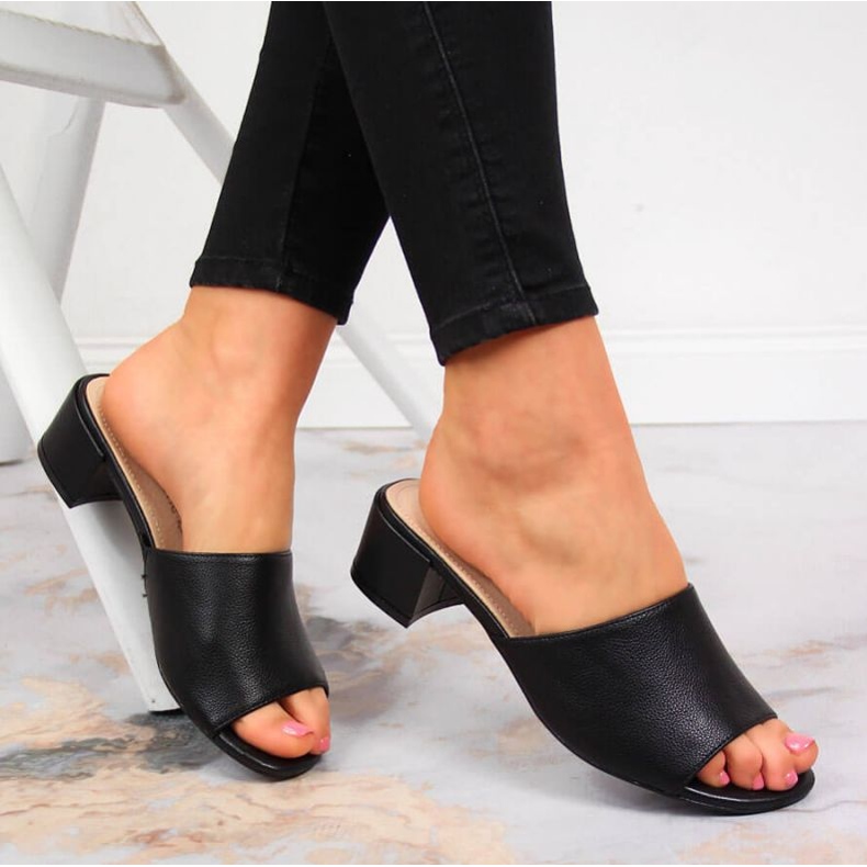 Klapki na klocku Sergio Leone W SK375A czarne 2