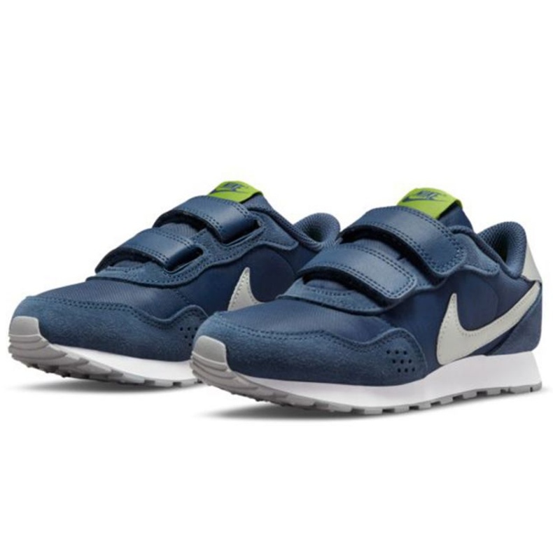 Buty Nike Md Valiant Jr CN8559 406 niebieskie 1