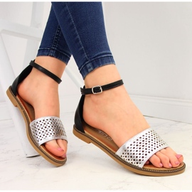 Sandały damskie z nitami czarno srebrne Filippo czarne 1