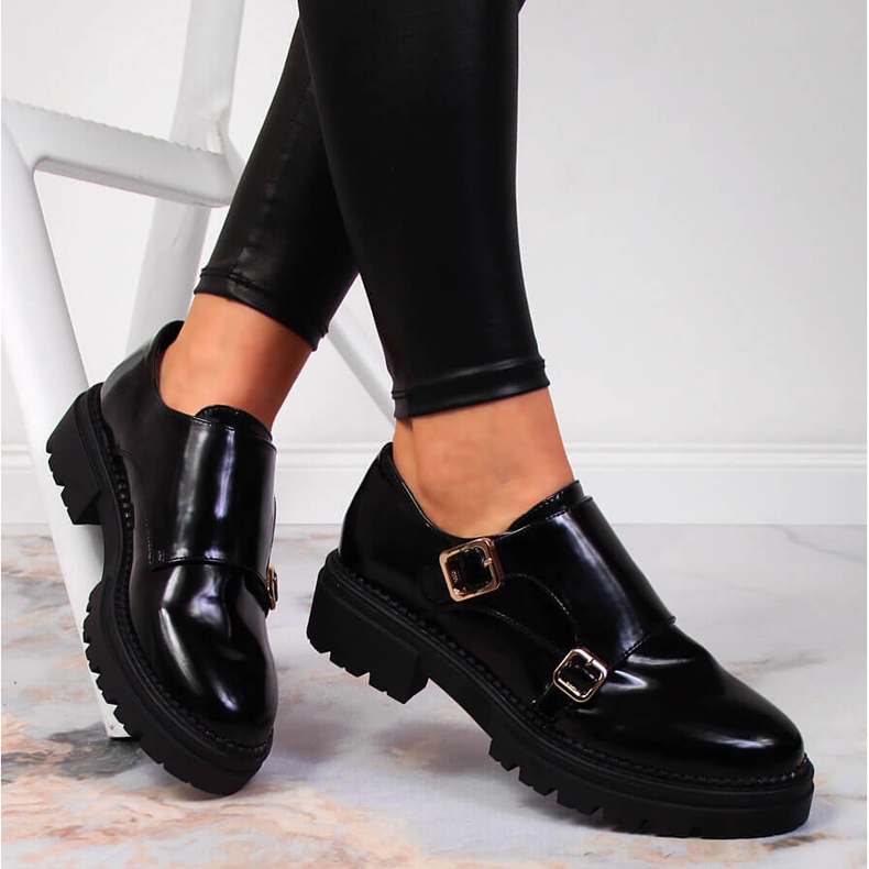 Półbuty damskie na platformie lakierowane czarne Laura La.Fi 2