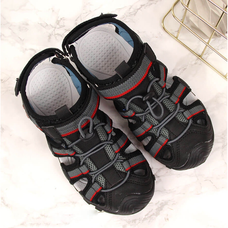 Sandały chłopięce zabudowane na rzep czarne American Club 1