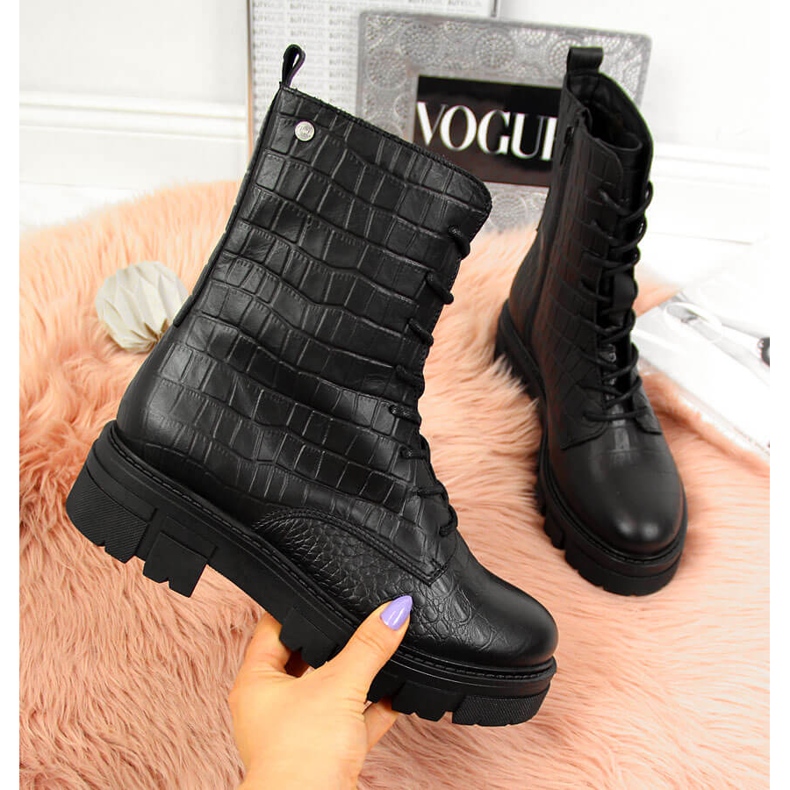 Botki skórzane damskie czarne Goe II2N4099 2