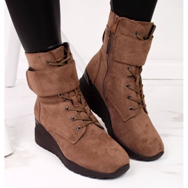 Botki damskie na koturnie ocieplane brązowe Jezzi 2