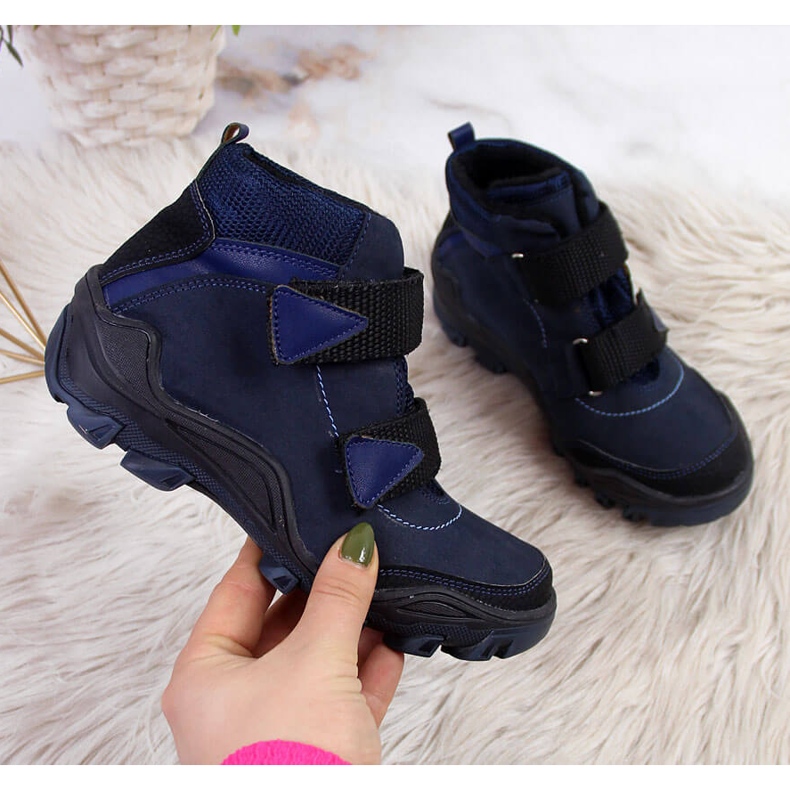 Traperki chłopięce na rzepy granatowe Kornecki 6394 niebieskie 1