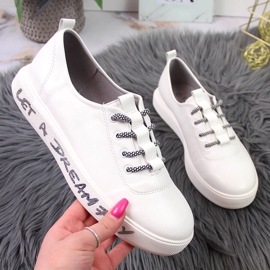 Półbuty damskie na platformie białe S.Barski 1