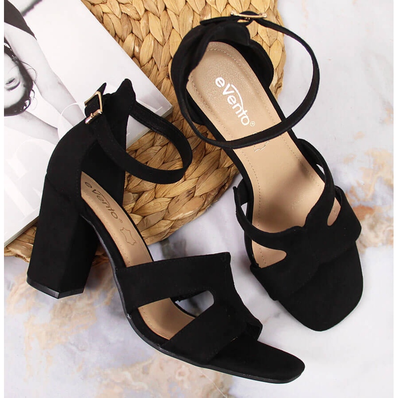Sandały damskie na słupku czarne eVento 2