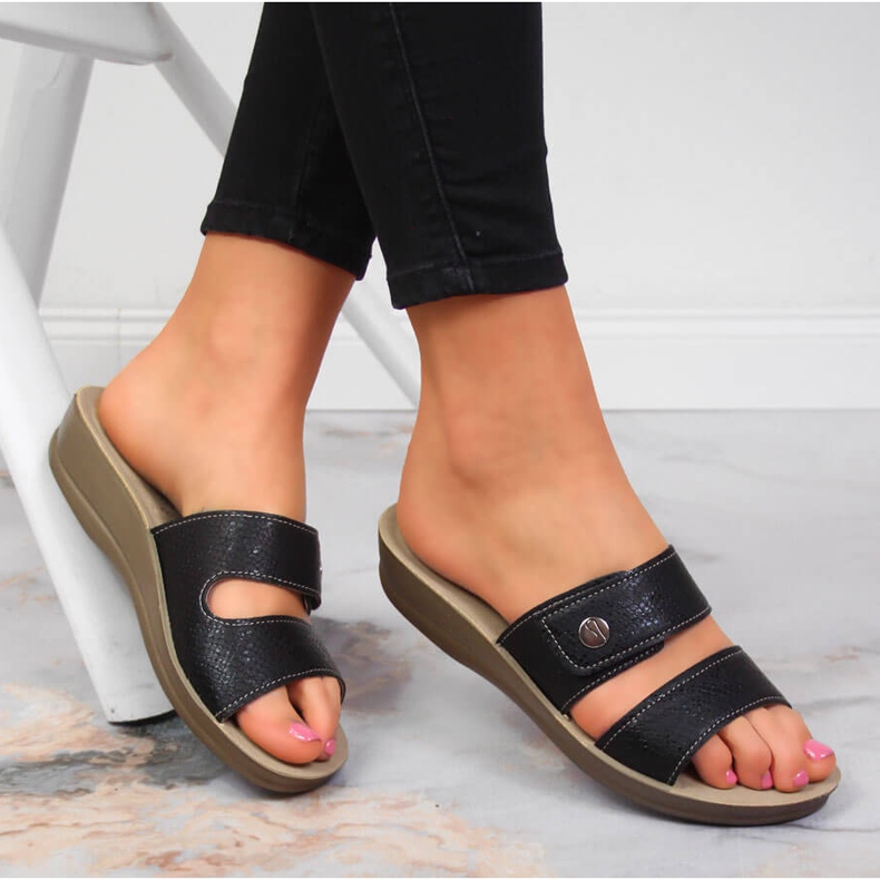 Klapki damskie na rzep czarne Inblu 1