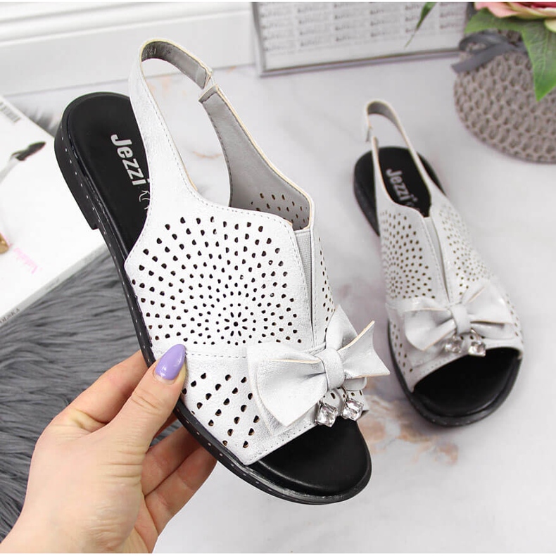 Sandały damskie z kokardką srebrne Jezzi srebrny 1