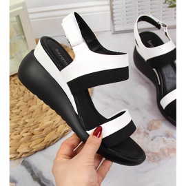 Sandały damskie na koturnie białe Sergio Leone 1