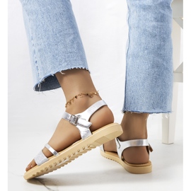 Srebrne błyszczące sandały Indiana srebrny 1