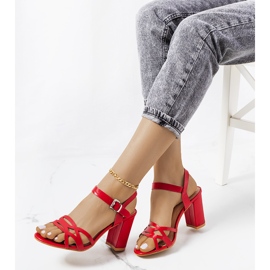 Czerwone sandały na słupku Dolling 1