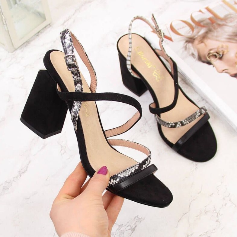 Sandały na słupku wężowe czarne W S.Barski 1