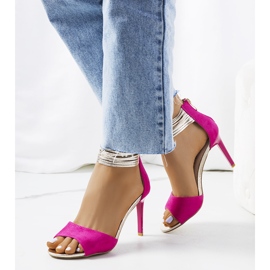 Różowe sandały na szpilce Vasquez 1