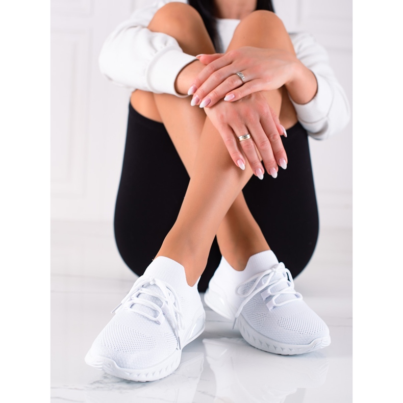 DK Białe Buty Sportowe 1