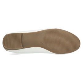 Skórzane półbuty z ozdobą Filippo DP3661/22 Wh białe 2