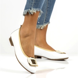 Skórzane półbuty z ozdobą Filippo DP3661/22 Wh białe 5