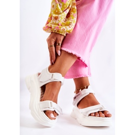 PE1 Damskie Sandały Na Platformie Białe Terrina 2