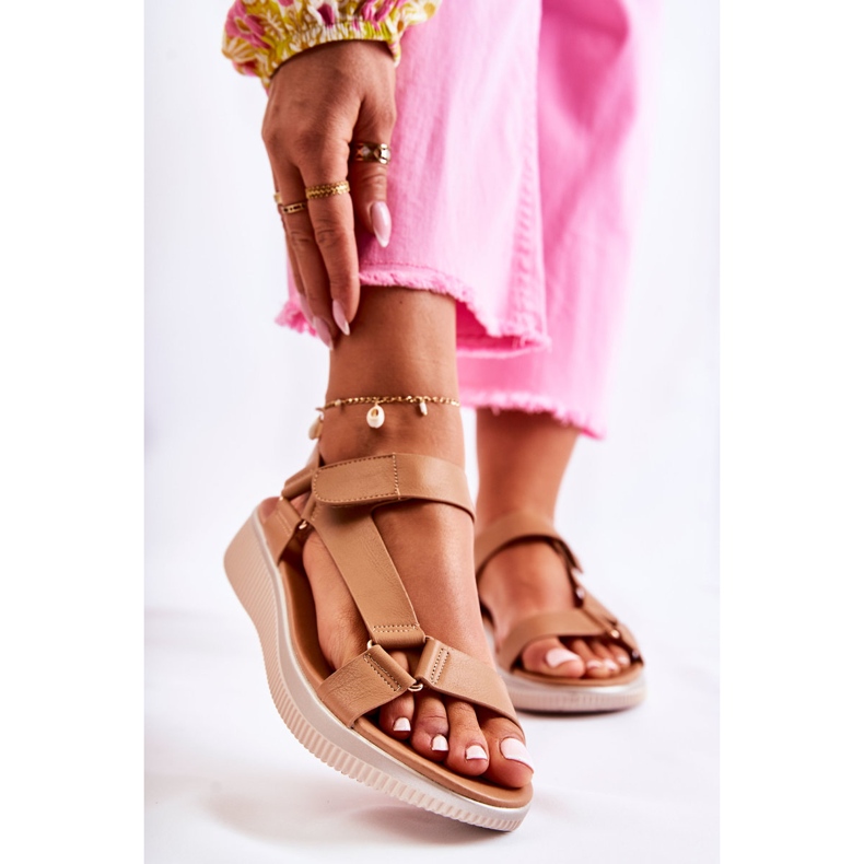 PE1 Damskie Sandały Na Rzep Camel Clarisse brązowe 1