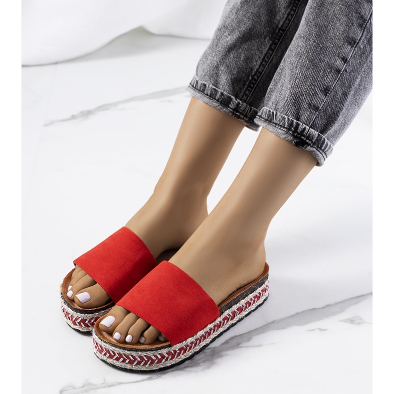 Czerwone klapki na korkowej podeszwie Bonython 2