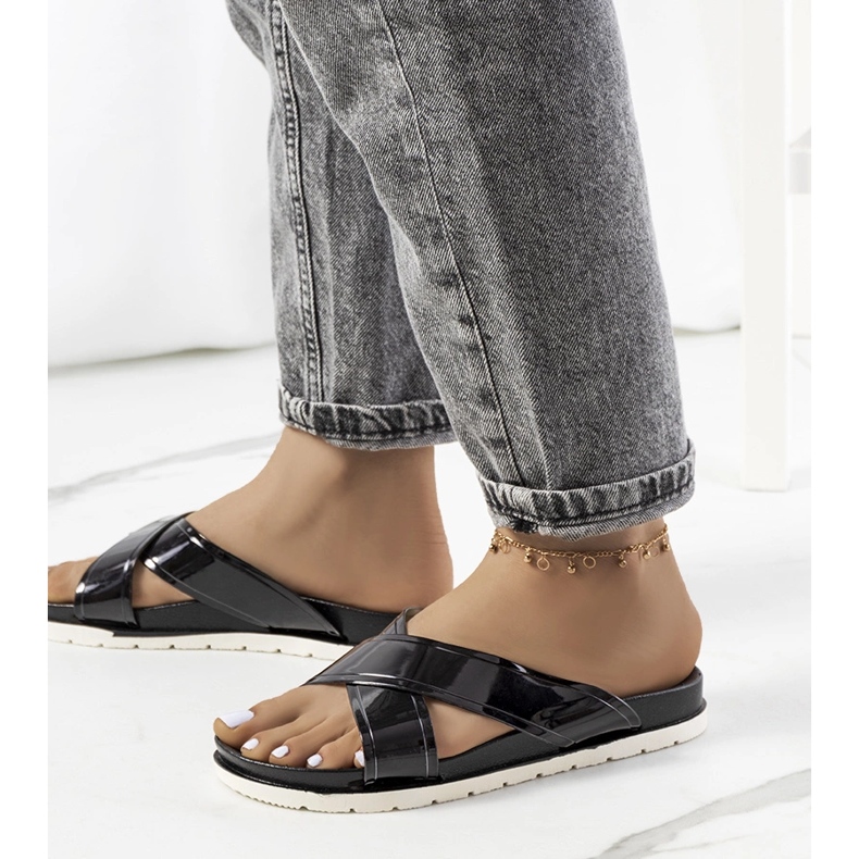 Czarne klapki damskie Nicolay 1