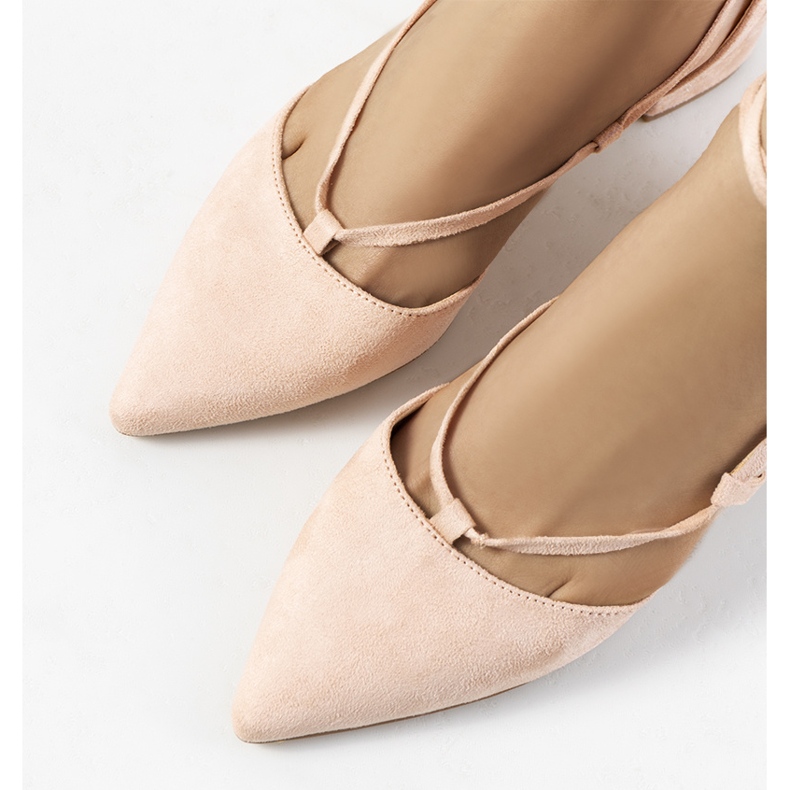 Różowe wiązane czółenka na słupku Victoris 1