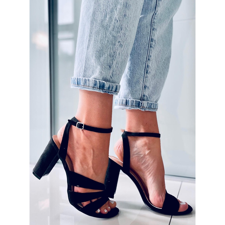 Sandałki na obcasie Leslie Black czarne 1