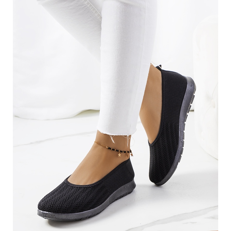 Czarne tenisówki Meeri 1