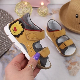 Sandały na rzepy Kornecki Jr KOR6867 camel brązowe 1