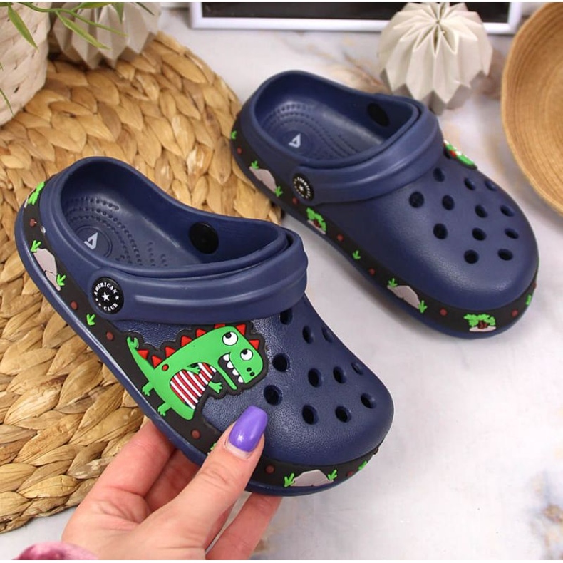 Klapki z dinozaurem American Club Jr AM900B granatowe 2