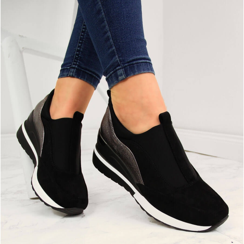 Sneakersy damskie na koturnie czarno-srebrne Vinceza czarne srebrny 1