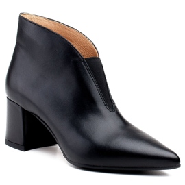 Marco Shoes Smukłe czarne botki 1460B ze skóry z gumą w cholewce 1