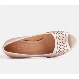 Marco Shoes Beżowe czółenka z ozdobnym dziurkowanym przodem beżowy 2